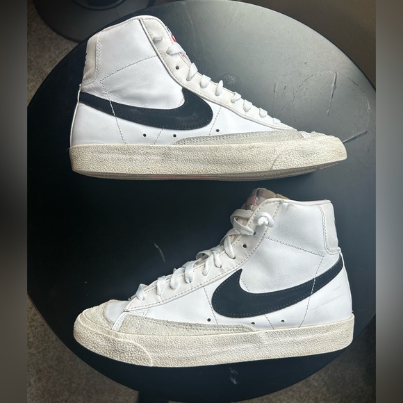 Nike Womens Blazer Size 8.5W Mid 77 CZ1055-100 White Basketball Shoes Sneakers - Picture 3 of 10